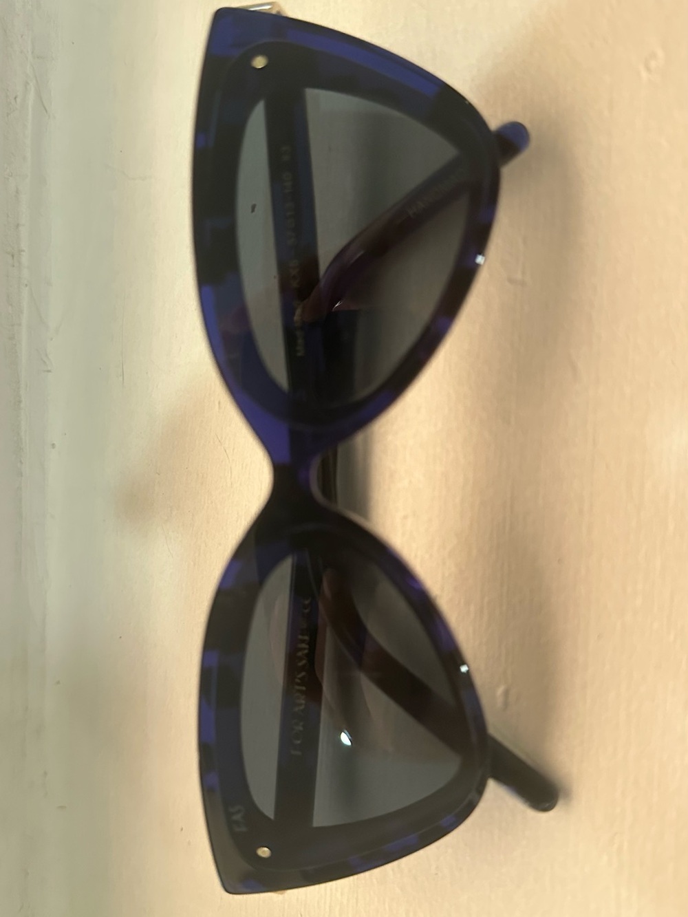 Women’s Cat-Eye Sunglasses in Blue Tortoise